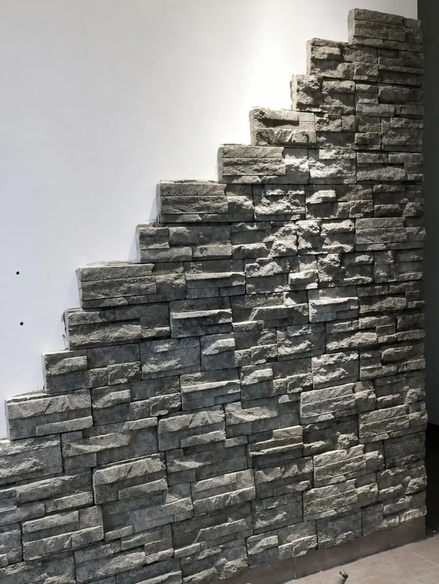 Detalle de revestimiento interior en piedra